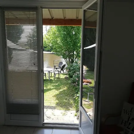 Dom wakacyjny Petite Maison Tranquille Neuville-sur-Sarthe